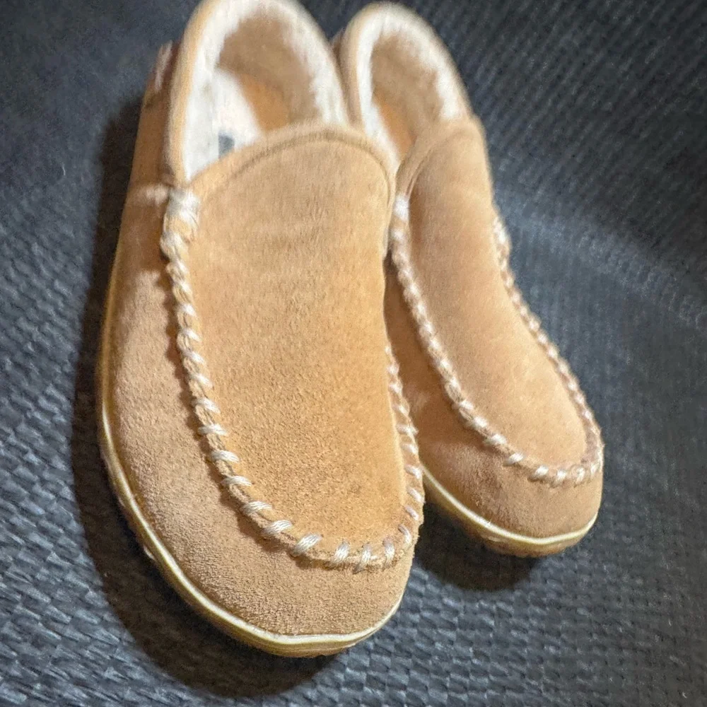 Minnetonka soft suede